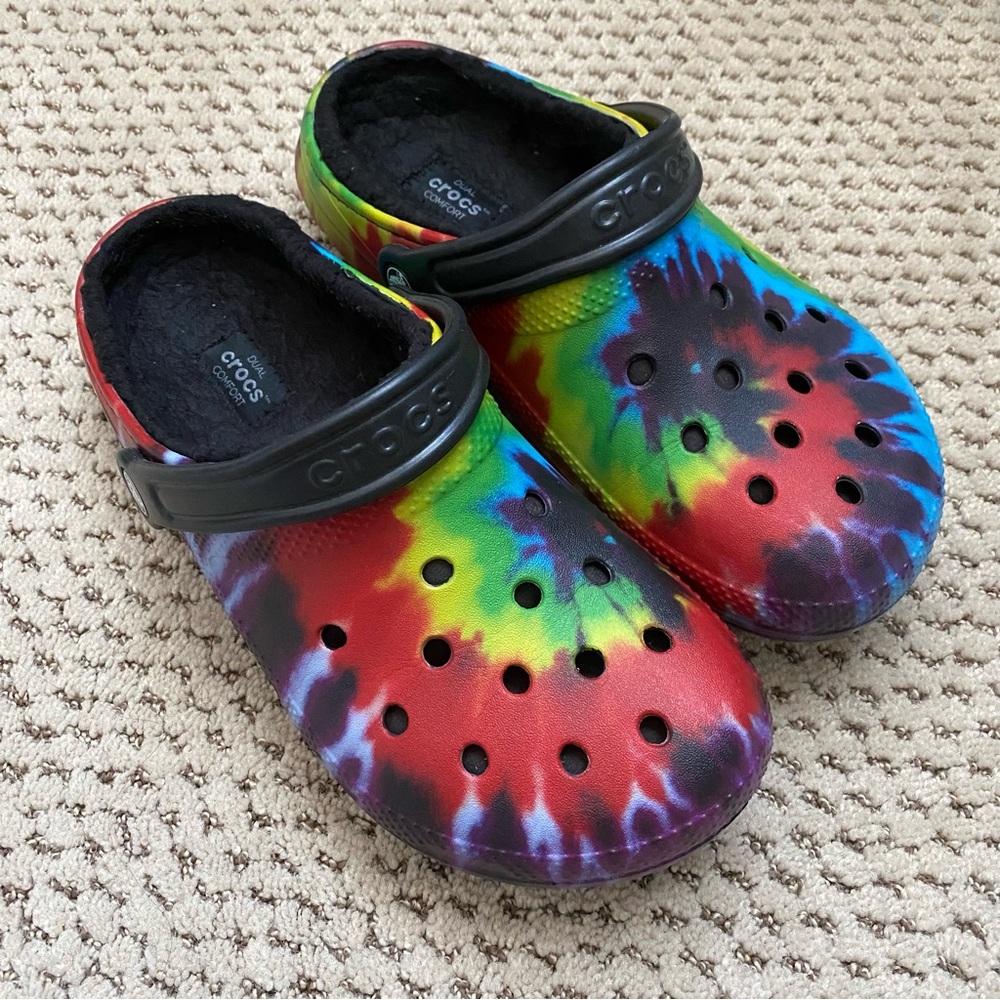 Crocs Unisex-Adult Classic Lined Tie-Dye Clog | Size 6M / 8W